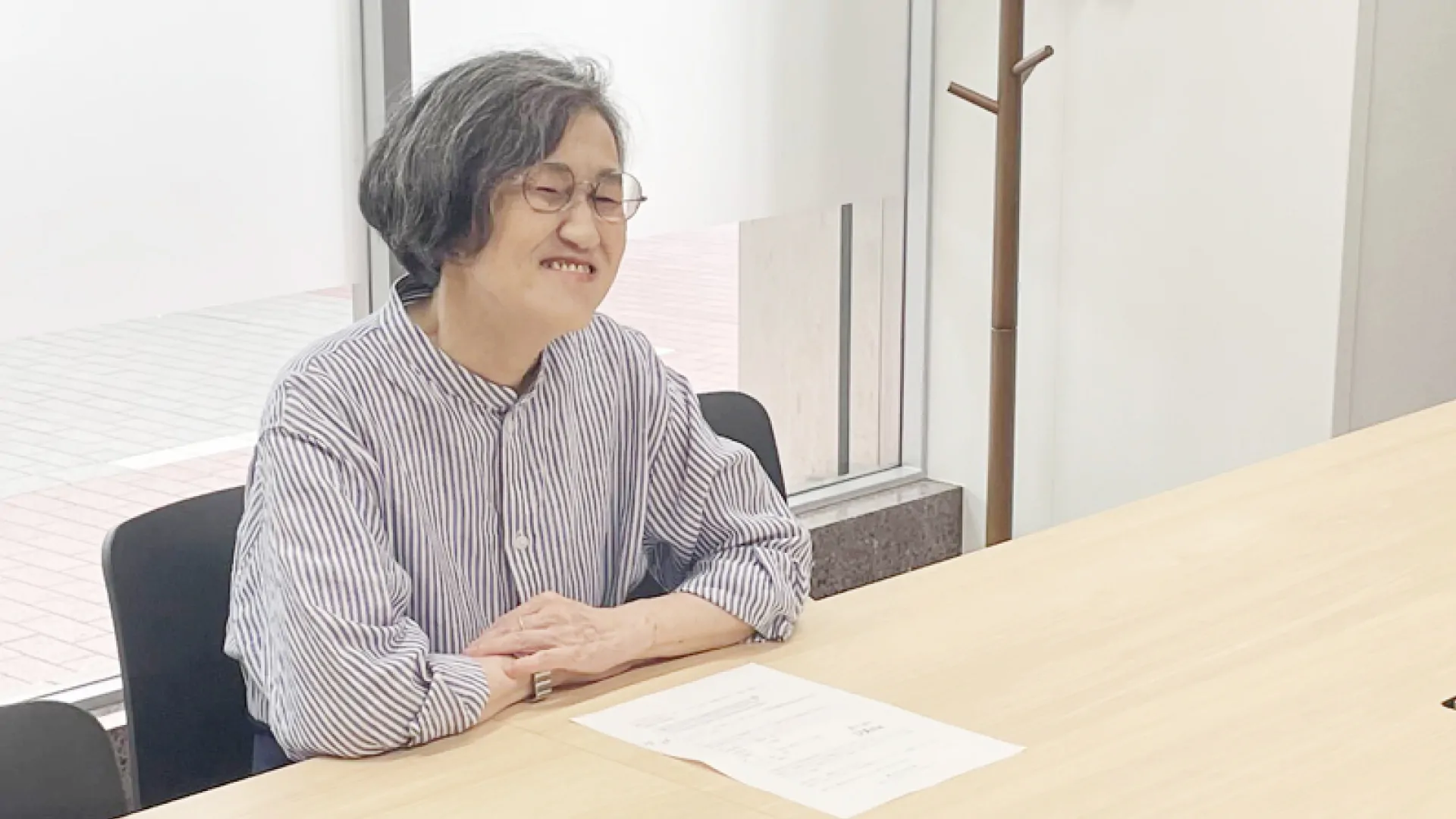 インタビューを受ける川池様